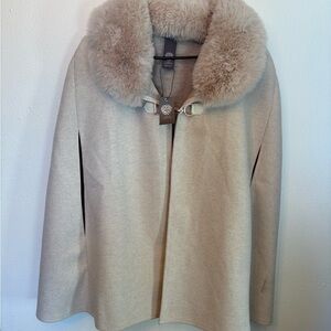 Elegant Fur Collar Coat Cream Beige Poncho Overcoat